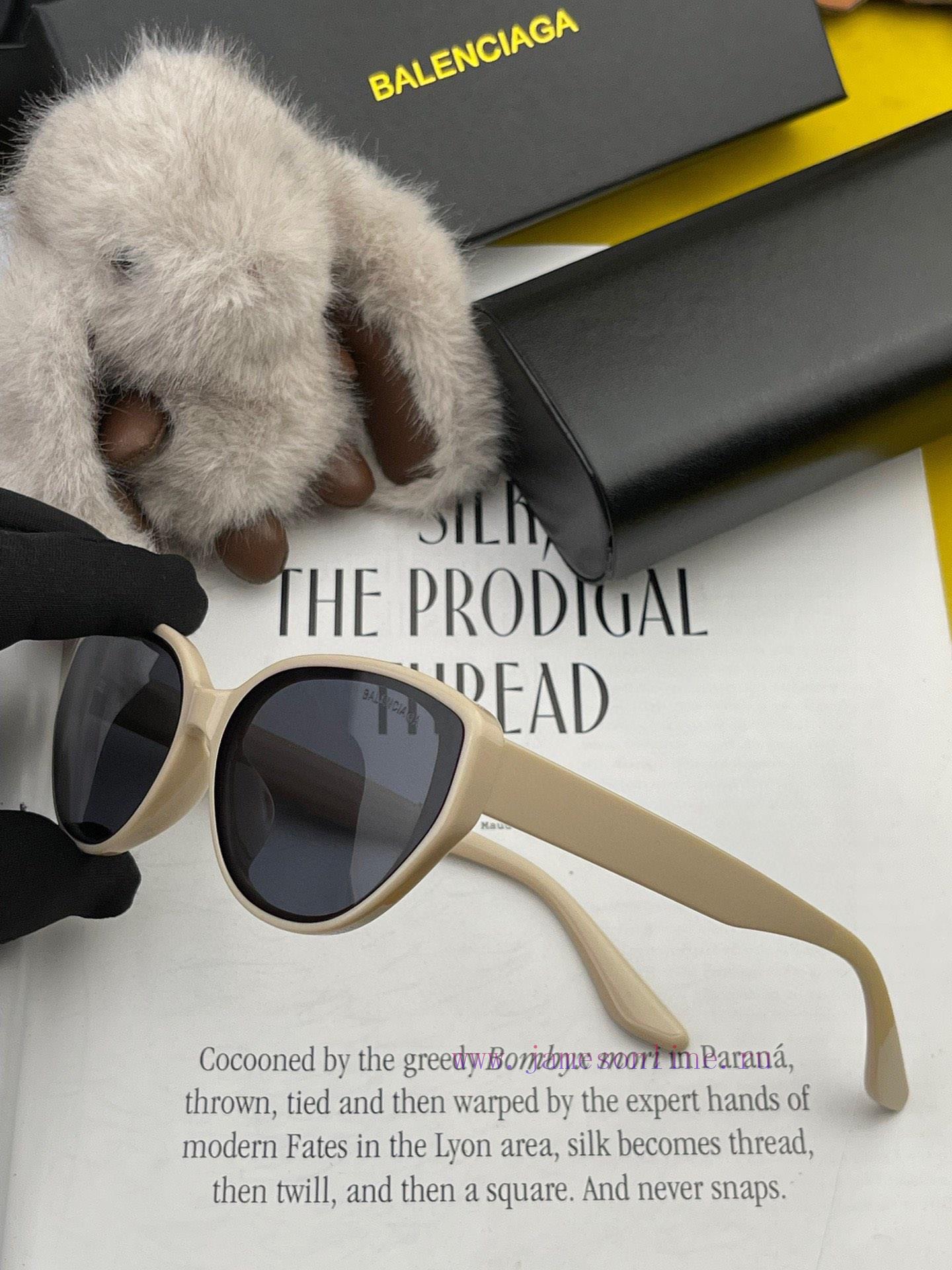 Parisian Family Small Frame Sunglasses with Perfect Quality and Unique Design Suitable for V82qv9wft - Image 7