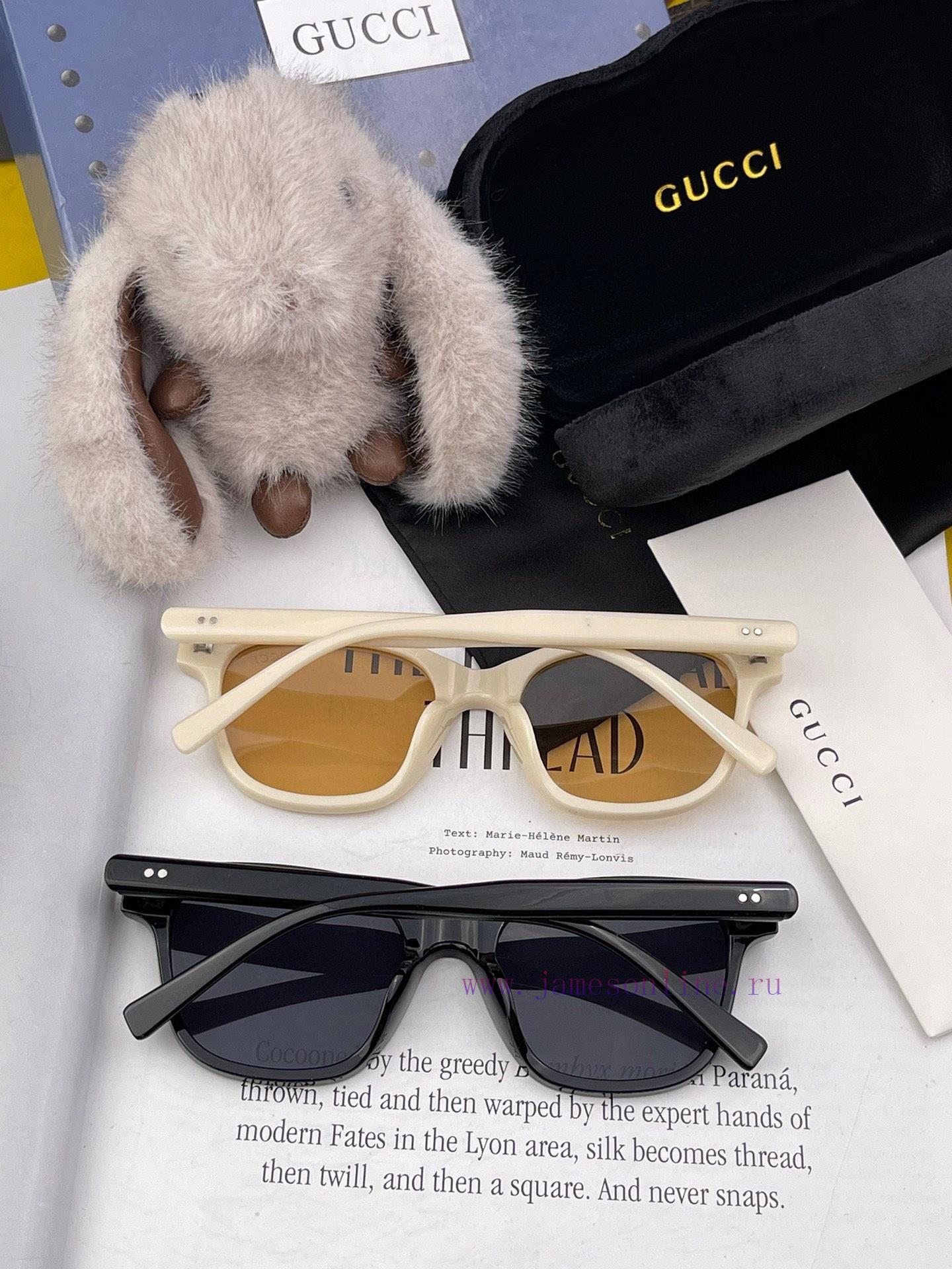 Gucci's classic small frame design, not picky about face shape, looks very stylish whether pb28g29ve - Image 9