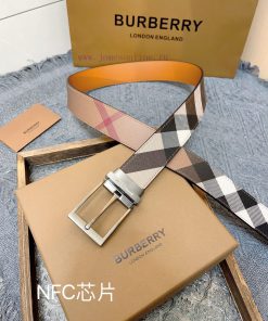 Burberry. BurberryA complete set of high-quality tail clip fasteners with a width of 35mm, p tdq40kvw