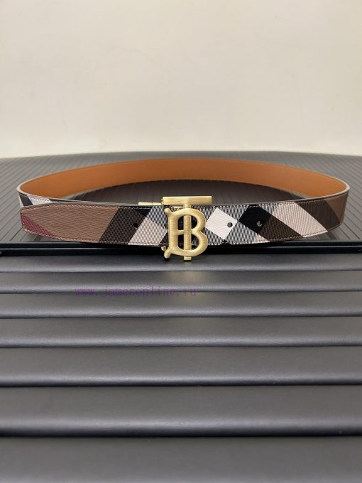 Burberry. BurberryA complete set of high-quality tail clip fasteners with a width of 35mm, p kkt0vxvw - Image 7