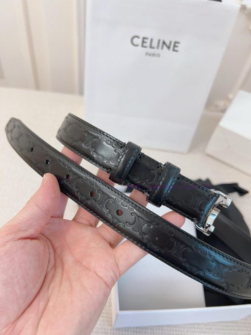 CELINE's original 2.5cm wide waistband is crafted from finely crafted calf leather, while th h4mmeofq - Image 4