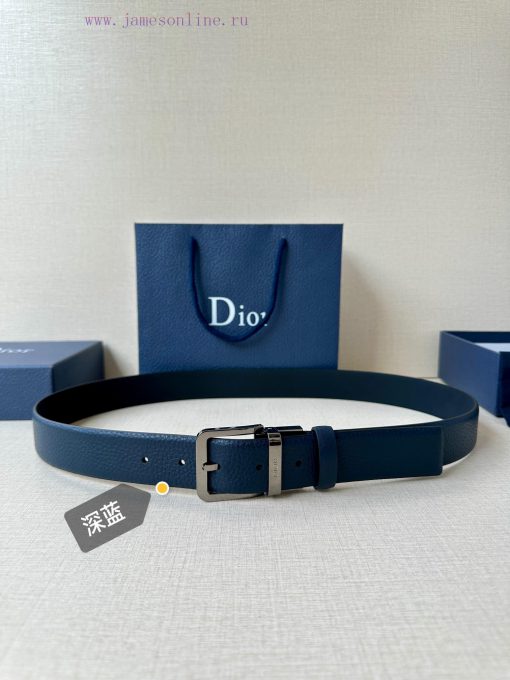 This 35mm waistband combines elegance and modern style with a double-sided design. One side x944wobj