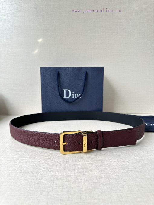This 35mm waistband combines elegance and modern style with a double-sided design. One side 1jctslhm