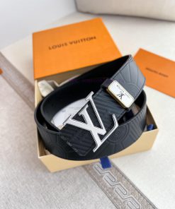 LV... Louis Vuitton Belt and BeltsBuckle, classic pure steel material buckle, top layer cowh khgnut8t