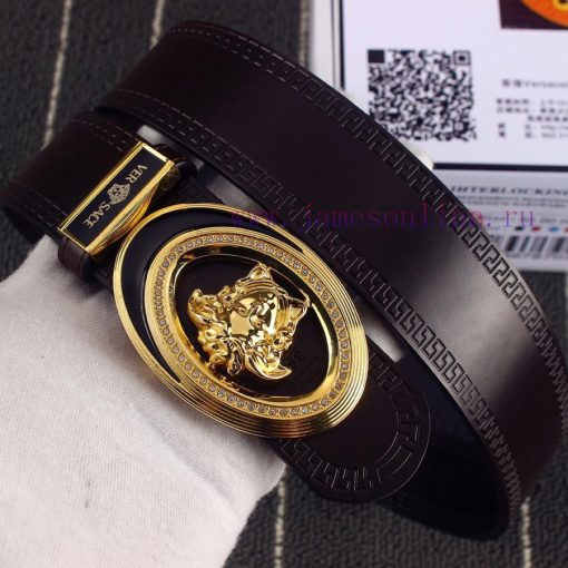 Versace Ver... sace ️ double-sided useIdentify and receive a punch as a giftThe material is emvdmmed