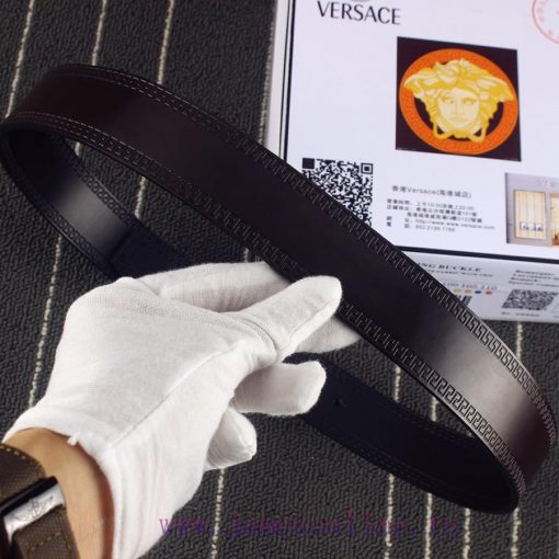 Versace Ver... sace ️ double-sided useIdentify and receive a punch as a giftThe material is emvdmmed - Image 9