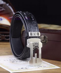 MADE IN FRANCEComes with a complete set of wooden boxesL @ V high-end supplyBuckle material: kx3g4miq