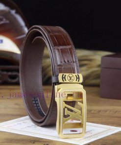 MADE IN FRANCEComes with a complete set of wooden boxesL @ V high-end supplyBuckle material: 35nuv7dx