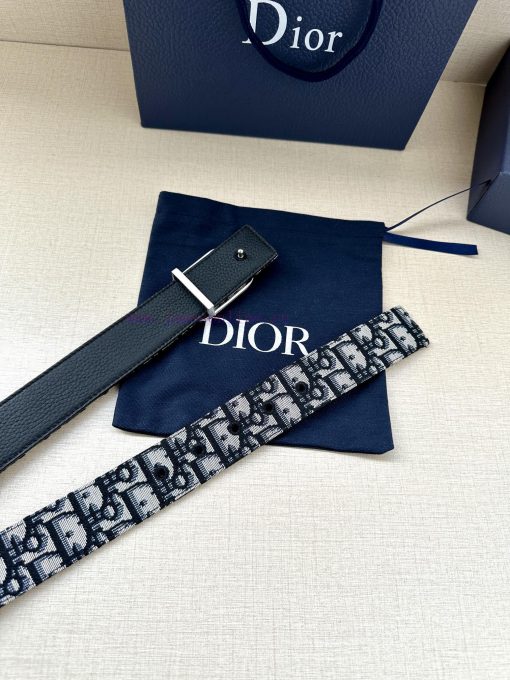 This metal clad brass waistband buckle from Dior is a new addition to the Spring and Autumn cc7iym6s - Image 7