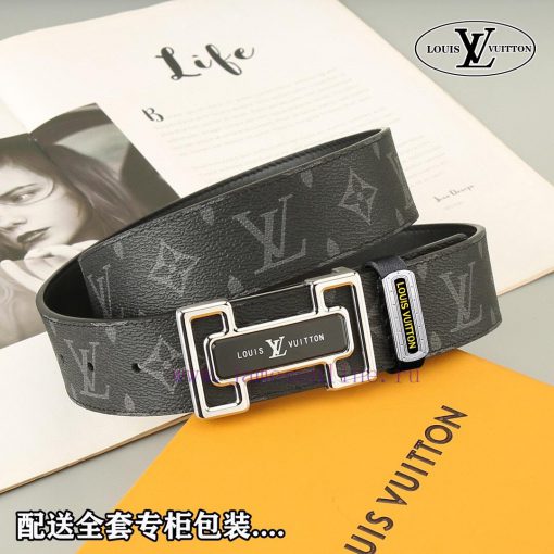 High end quality, physical photographyComes with a complete set of packagingL @ V Overseas O n0r6vz18 - Image 3
