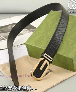 High end quality, physical photographyComes with a complete set of packagingGUCCI Overseas O 30sdmx3u