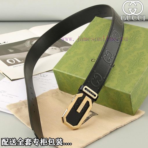 High end quality, physical photographyComes with a complete set of packagingGUCCI Overseas O 30sdmx3u - Image 2