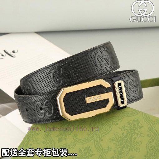 High end quality, physical photographyComes with a complete set of packagingGUCCI Overseas O 30sdmx3u - Image 3