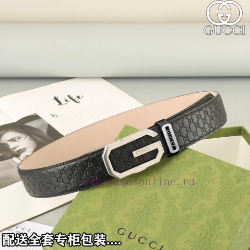 High end quality, physical photographyComes with a complete set of packagingGUCCI Overseas O 30sdmx3u - Image 5