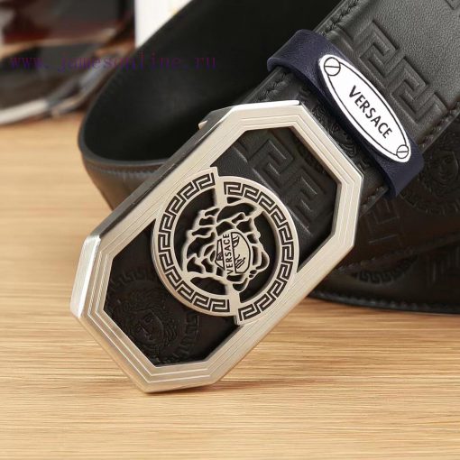 High end quality, physical photographyComplete setVERSACEBuckle material: Two tone pure stee 3a5gthad - Image 6