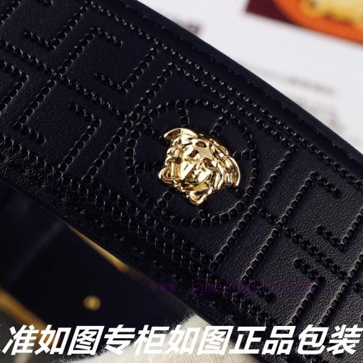 Versace Ver…sace️Identify and receive a punch as a giftThe material is 100% cowhide, ensurin iuw21n4a - Image 8