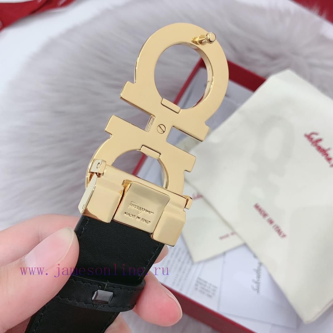 Ferragamo firmly believes that practicality and fashion are not contradictory, and this has oxbdo3d6 - Image 9