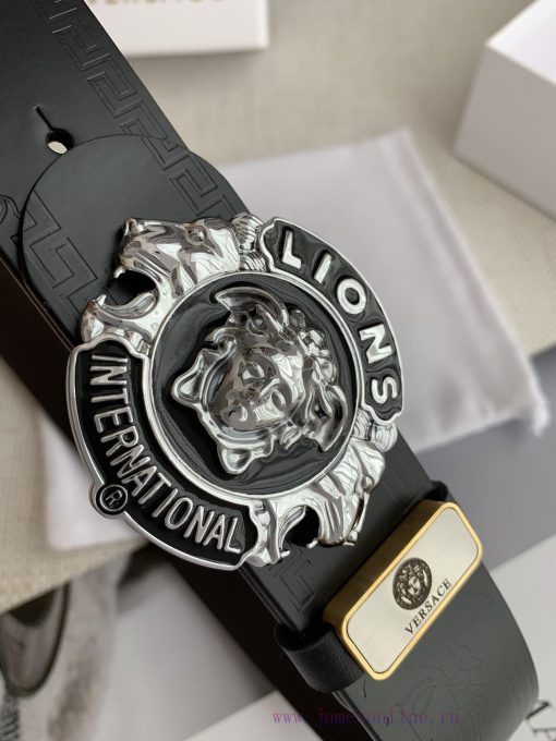 Versace. Versace ️Hanging buckle, classic human head pure copper hanging buckle, photographe hyk33g9t - Image 4
