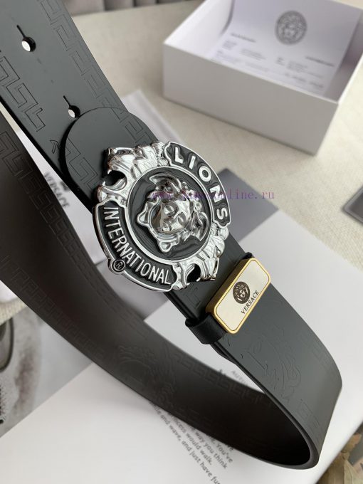Versace. Versace ️Hanging buckle, classic human head pure copper hanging buckle, photographe hyk33g9t - Image 5