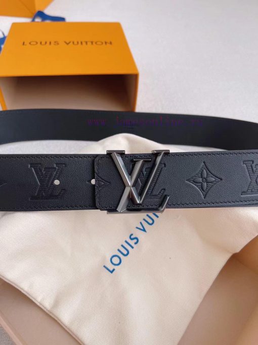 This LV Pyramide belt features natural calf leather paired with Louis Vuitton color design e 1070e8fw - Image 6