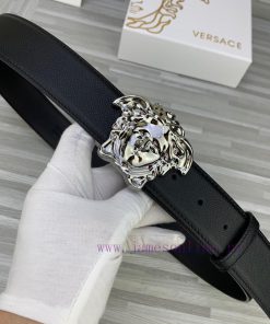 Width 4.0cm Versace This belt is adorned with the iconic Versace Medusa logo buckle, showcas k1nlozqf