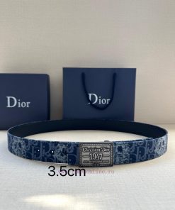 This 3.5cm wide waistband buckle is a new item from Dior, continuing the classic design and m9tnzu34