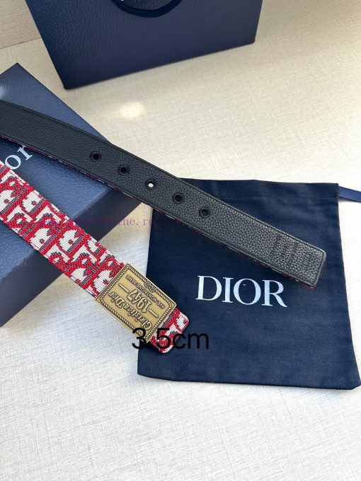 This 3.5cm wide waistband buckle is a new item from Dior, continuing the classic design and vjyxjl3h - Image 8