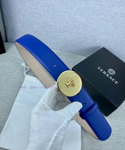 Width 3.8cm Versace This belt is crafted from high-quality leather and features a white/gold chzt4wcz