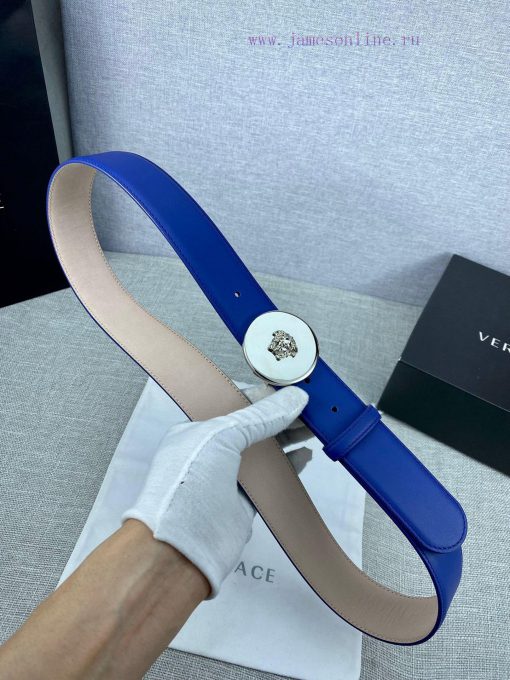 Width 3.8cm Versace This belt is crafted from high-quality leather and features a white/gold chzt4wcz - Image 7