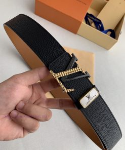 LV... Louis Vuitton ️Hanging buckle, can be used on both sides, classic steel buckle, photog iyh5vdt2