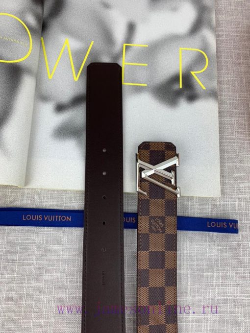 Comes with a complete set of LV imported floral fabric waist belt, 40mm wide, paired with st kfa4786f