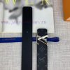 Comes with a complete set of LV imported floral fabric waist belt, 40mm wide, paired with st 52xpu70j