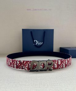 This 35mm double-sided belt with a width of 3.5cm combines elegant temperament with modern s nwp3limg