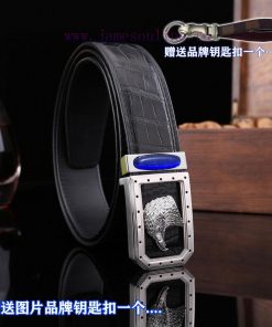 Give a picture keychain as a giftComes with a complete set of wooden boxessTEFANO RICCIBuckl 0f686fbs