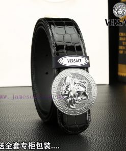 High end quality, physical photographyComplete setVERSACEBuckle material: Two tone pure stee 0ma3ov0n
