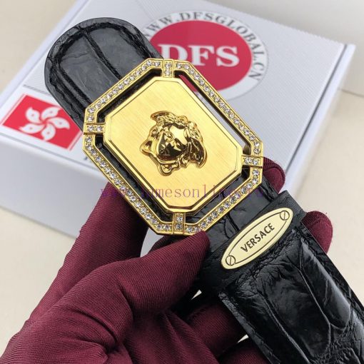 Gift box for purchasing agentsComes with a complete set of purchasing gift boxesVERSAC @ Hig uxmcmwx6