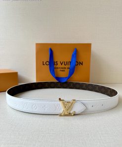 The 3.0-wide LV Flowergram double-sided belt is made of Monogram canvas and Monogram embosse htlgthk2