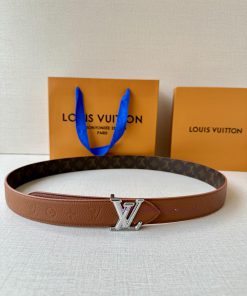 The 3.0-wide LV Flowergram double-sided belt is made of Monogram canvas and Monogram embosse r2zy7j07
