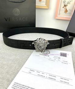 P Width 4.0cm Versace This canvas patterned leather waistband is adorned with the iconic Ver veteknk7