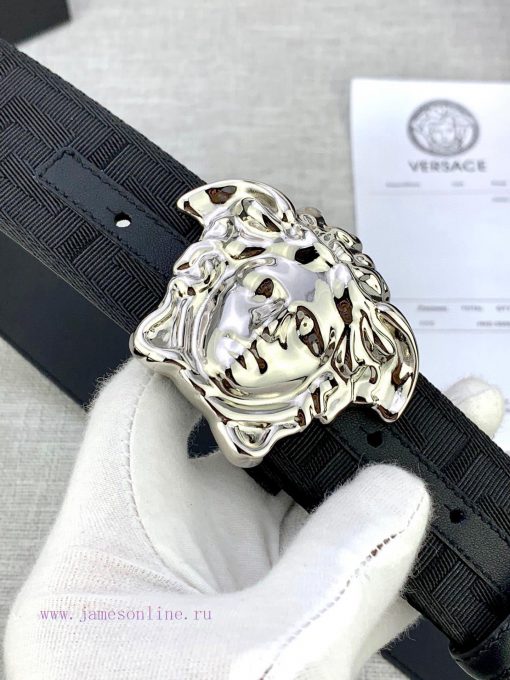 P Width 4.0cm Versace This canvas patterned leather waistband is adorned with the iconic Ver x39ji1l1 - Image 10