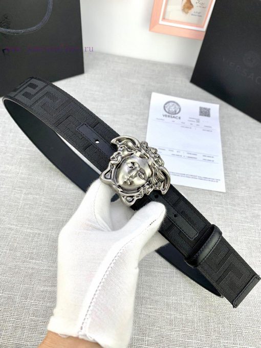 P Width 4.0cm Versace This canvas patterned leather waistband is adorned with the iconic Ver xopjbr94 - Image 6
