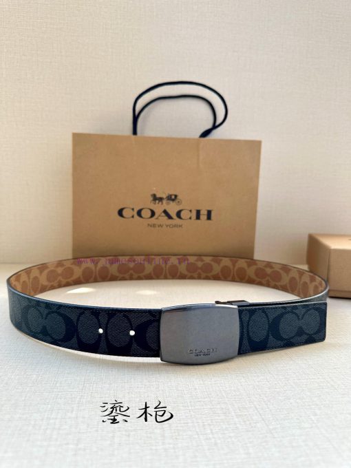 The COACH double-sided belt with a width of 3.8cm is made of classic logo canvas material on m9gsyxss