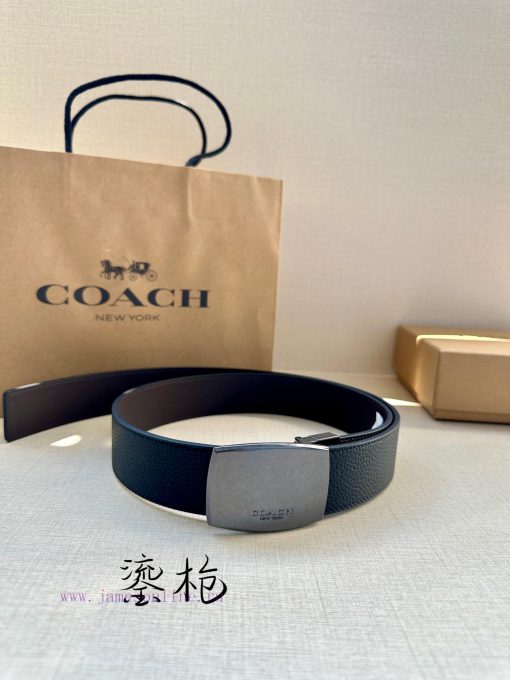The 3.7cm wide COACH double-sided belt is made of sports calf leather and comes with a class snt27flg - Image 4