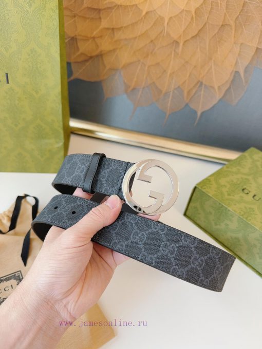 GUCCI. GucciThe complete set of GG Supreme canvas belt is made with environmentally friendly agdl6gyk - Image 6
