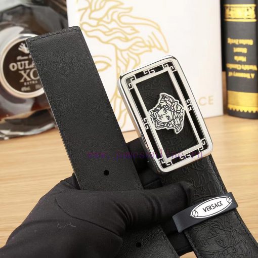 High end quality, physical photographyComplete setVERSACEBuckle material: Two tone pure stee wpuos1rr - Image 8