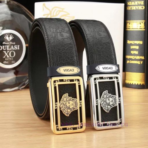 High end quality, physical photographyComplete setVERSACEBuckle material: Two tone pure stee wpuos1rr - Image 10