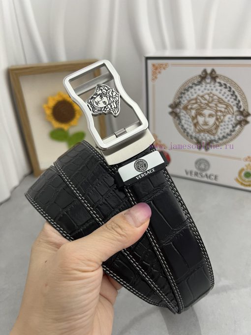 Versace automatic beltMaterial: Leather Belt with 100% Head Layer. The leather belt is guara neyg7aln - Image 2