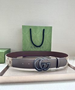This wide waistband with a width of 4.0 cm is adorned with classic double G details, reminis ahlphlxa