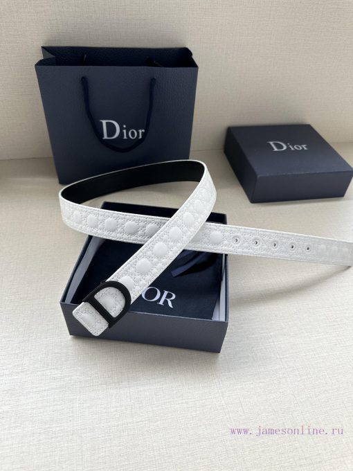 This 35mm double-sided belt with a width of 3.5cm combines elegant temperament with modern s 7ravwjat - Image 4