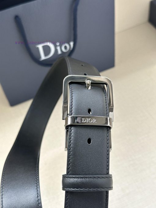 This 35mm waistband combines elegance and modern style with a double-sided design. One side calw7j6z - Image 3